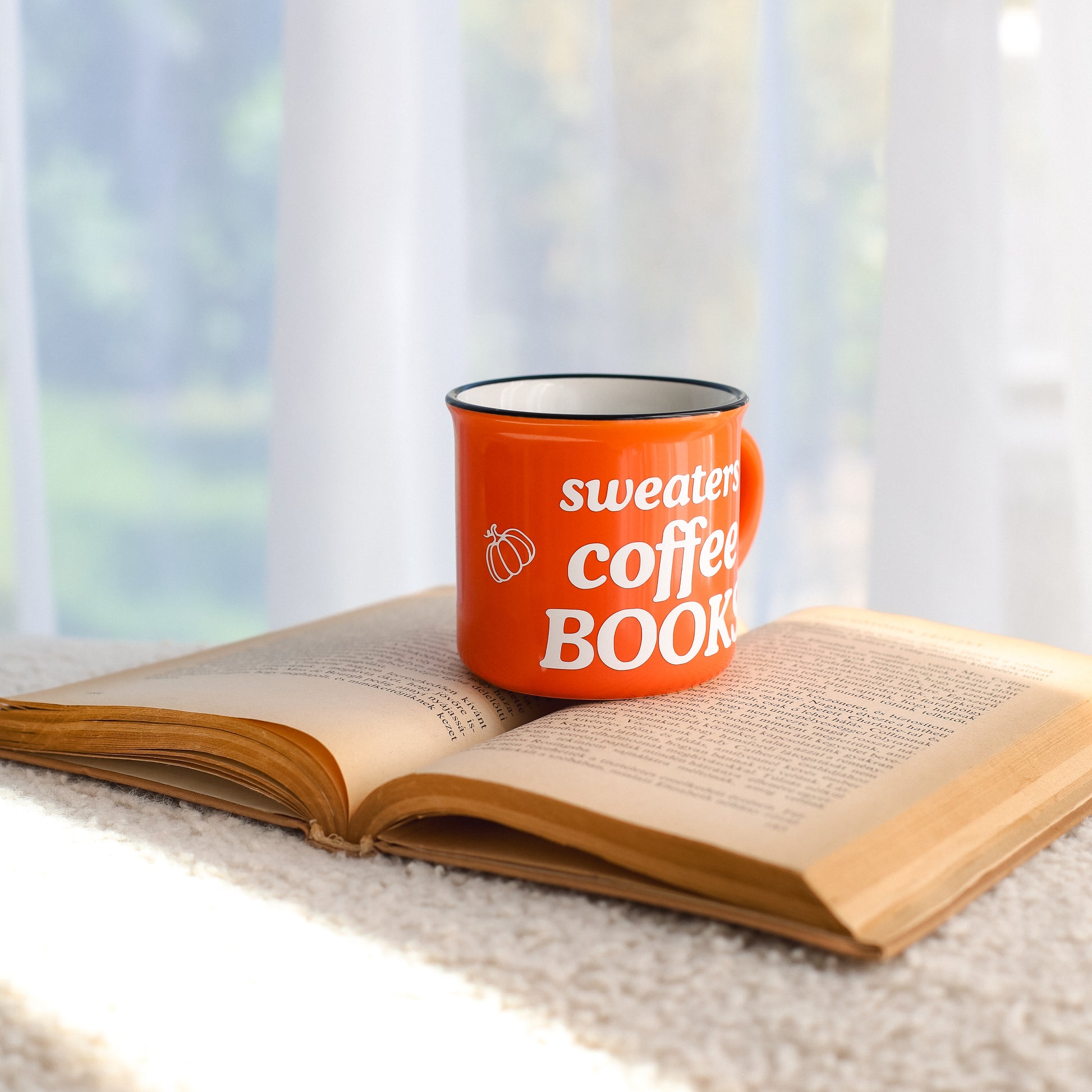 Sweaters, Coffee, Books Bögre - thebooklovers